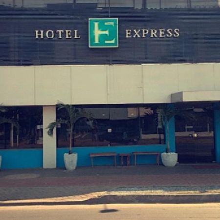 Hotel Express - Leva E Busca No Aeroporto Gratis 24 Horas Варзеа-Гранди Экстерьер фото